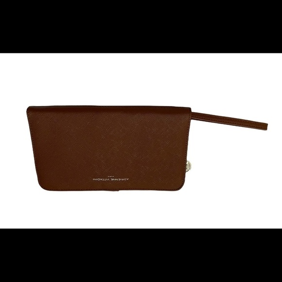Adrienne Vittadini brown wristlet wallet, inside/out zip pockets, card pockets. - Picture 1 of 7